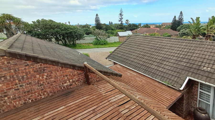 4 Bedroom Property for Sale in Seaview Eastern Cape